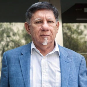 Dr. CALDERÓN COCKBURN, Julio Abel
