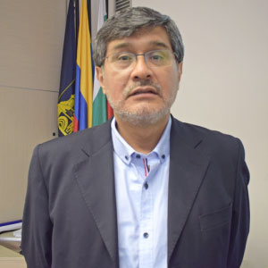 Dr. MEJÍA NAVARRETE, Julio Víctor